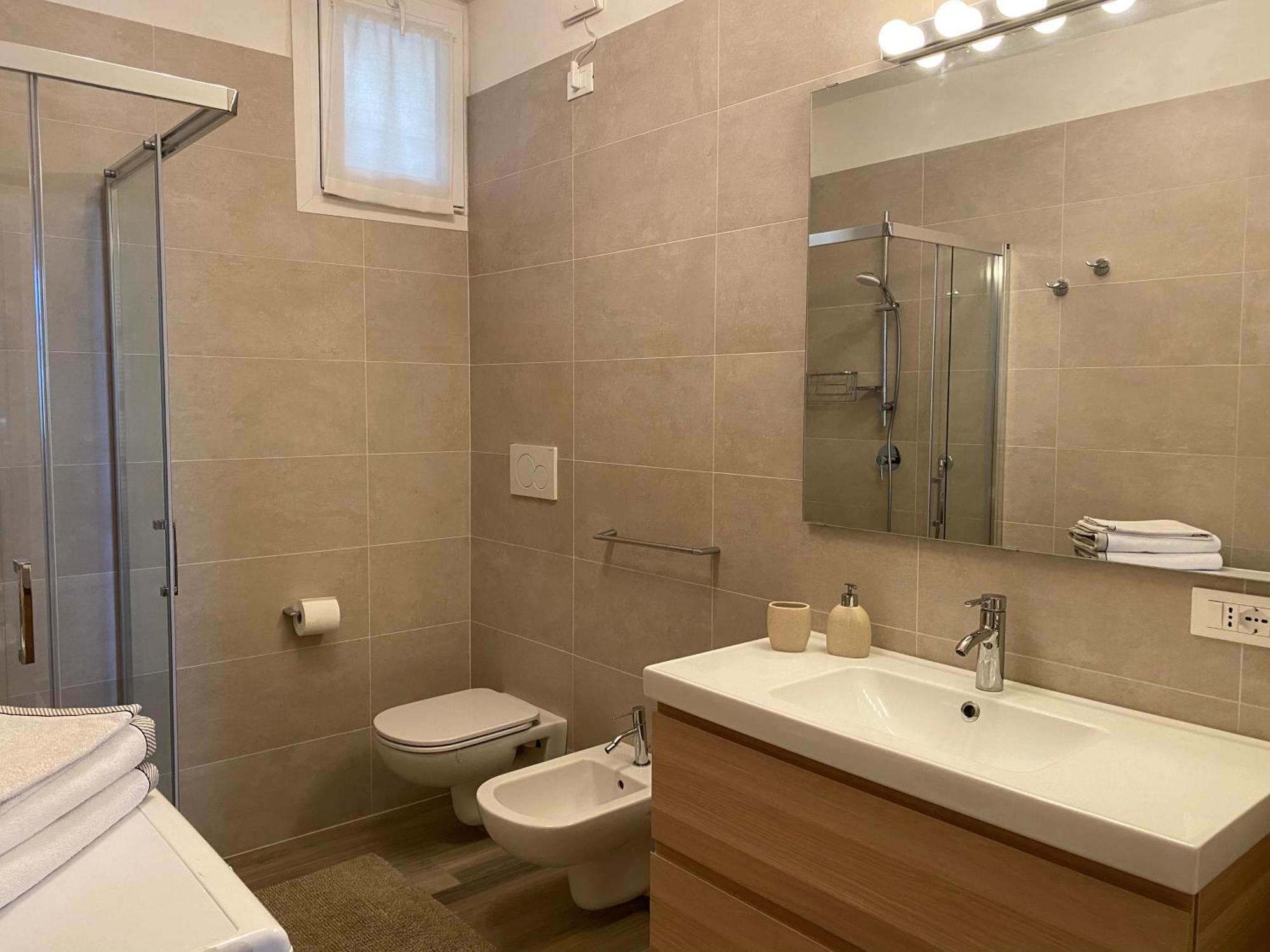 Flowers & Garden Apartment Con Vista Lago Manerba del Garda Exterior foto